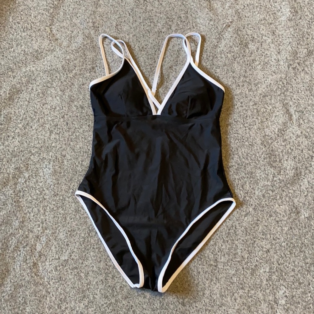💞 5 for $10💞 Black One Piece Swimsuit